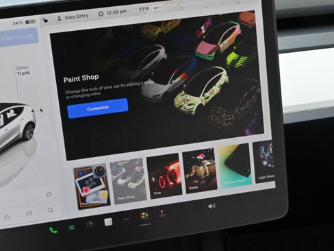 Used 2023 Tesla Model Y Long Range image 22