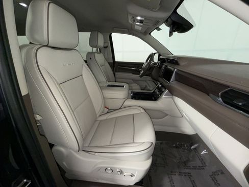 Used 2024 GMC Yukon Denali AWD/4WD image 27