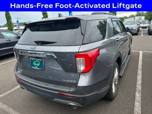 Used 2022 Ford Explorer Limited w/ Equipment Group 301A AWD/4WD image 5