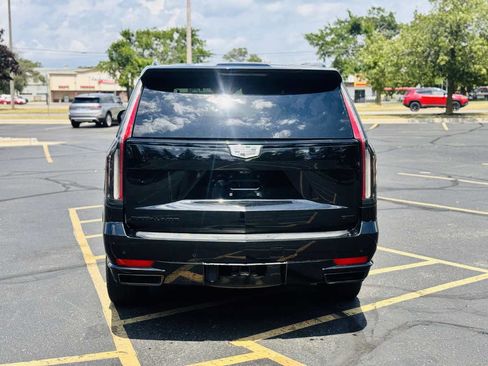 Used 2023 Cadillac Escalade Sport w/ LPO, ONYX Package AWD/4WD image 6