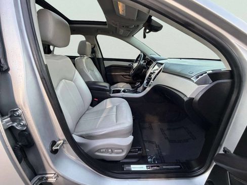 Used 2014 Cadillac SRX Luxury w/ Driver Awareness Package image 30