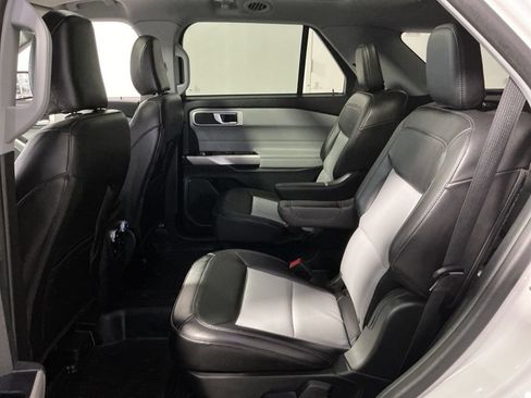 Used 2023 Ford Explorer XLT w/ Equipment Group 202A AWD/4WD image 25