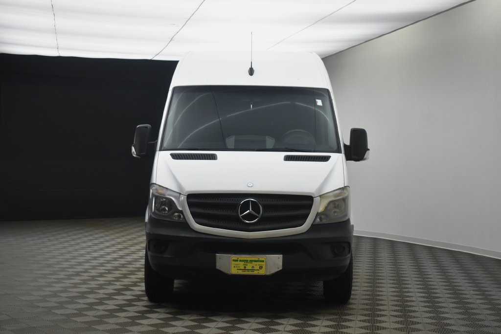 Used 2015 Mercedes-Benz Sprinter 2500 image 16
