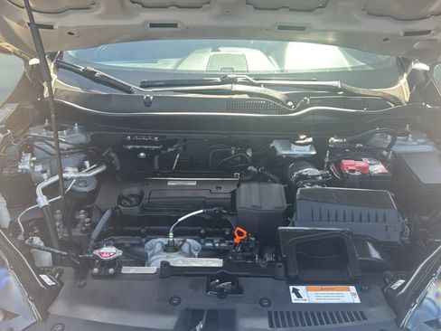 Used 2018 Honda CR-V LX image 17