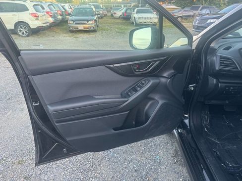 Used 2019 Subaru Crosstrek 2.0i Premium image 30