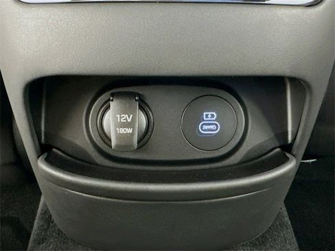 New 2026 Genesis G90 3.5T Prestige image 13