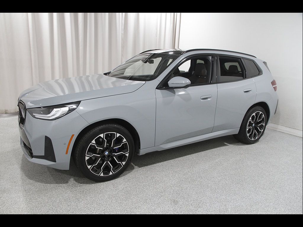 Used 2026 BMW X3 xDrive30i w/ Premium Package AWD/4WD image 3