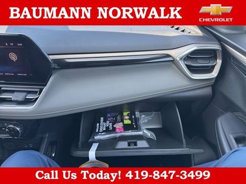 New 2025 Chevrolet TrailBlazer ACTIV w/ Convenience Package FWD image 49