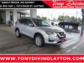 Used 2020 Nissan Rogue SV video 1