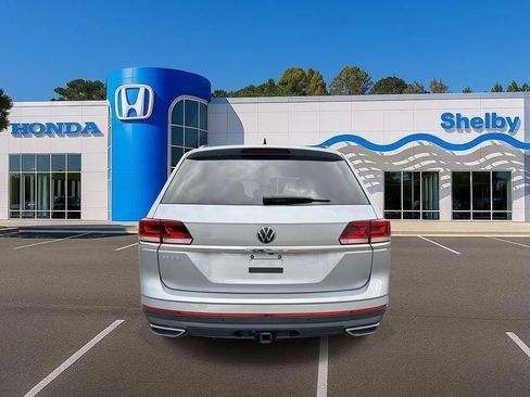 Used 2023 Volkswagen Atlas SE FWD image 6