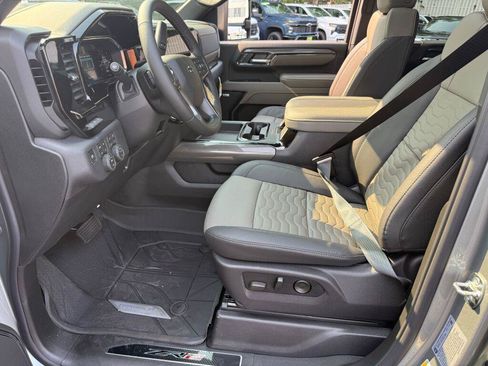 New 2026 Chevrolet Silverado 2500 ZR2 w/ LPO, Dark Essentials Package AWD/4WD image 27