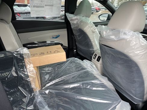 New 2026 Hyundai Tucson Limited image 13