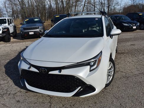 Used 2025 Toyota Corolla SE image 12