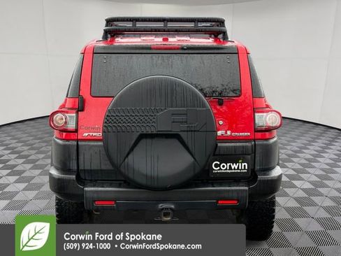 Used 2012 Toyota FJ Cruiser Base image 16