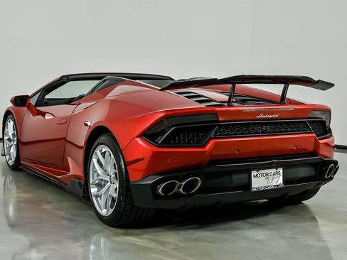 Used 2019 Lamborghini Huracan LP 580-2 image 13
