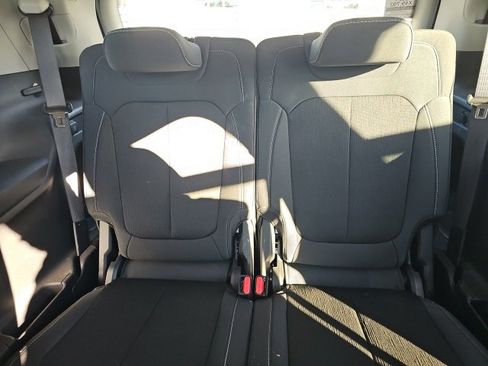 Used 2021 Jeep Grand Cherokee L Laredo w/ Luxury Tech Group I image 11