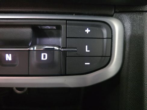 Used 2023 GMC Acadia SLE w/ Driver Convenience Package image 22