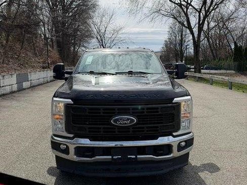 Used 2023 Ford F250 XL w/ FX4 Off-Road Package image 1