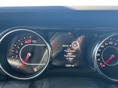 Used 2022 Jeep Wrangler Unlimited Rubicon w/ Xtreme Recon 35" Tire Package image 14