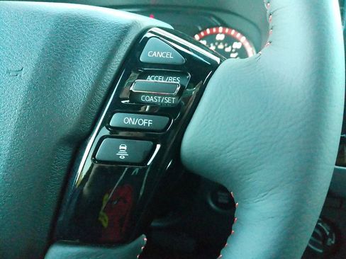 New 2026 Nissan Frontier PRO-4X w/ Pro-4x Convenience Package image 30