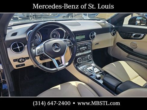 Used 2016 Mercedes-Benz SLK 300 image 17