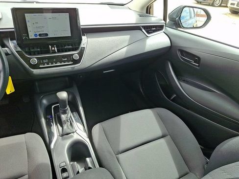 Used 2024 Toyota Corolla LE FWD image 16