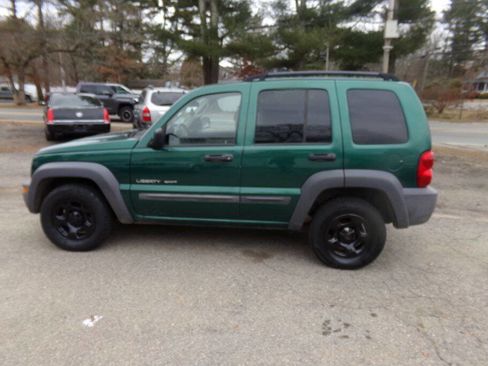 Used 2003 Jeep Liberty Sport image 8