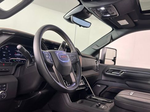 Used 2024 GMC Sierra 2500 AT4 w/ AT4 Premium Plus Package image 21