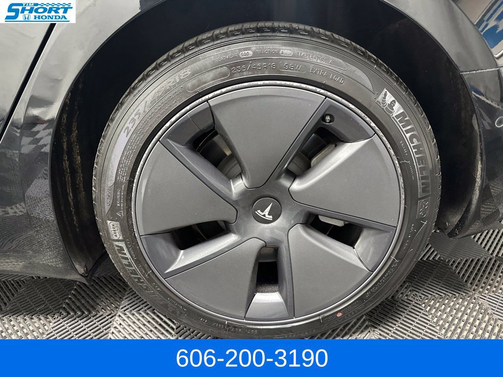 Used 2021 Tesla Model 3 Standard Range Plus RWD image 8