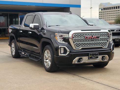 Used 2019 GMC Sierra 1500 Denali w/ Technology Package image 4