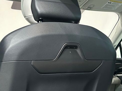 New 2026 Lincoln Nautilus Premier w/ Equipment Group 102A image 50