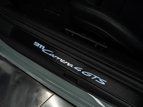 Certified 2025 Porsche 911 Carrera GTS image 33