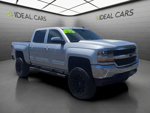 Used 2017 Chevrolet Silverado 1500 LT AWD/4WD image 2