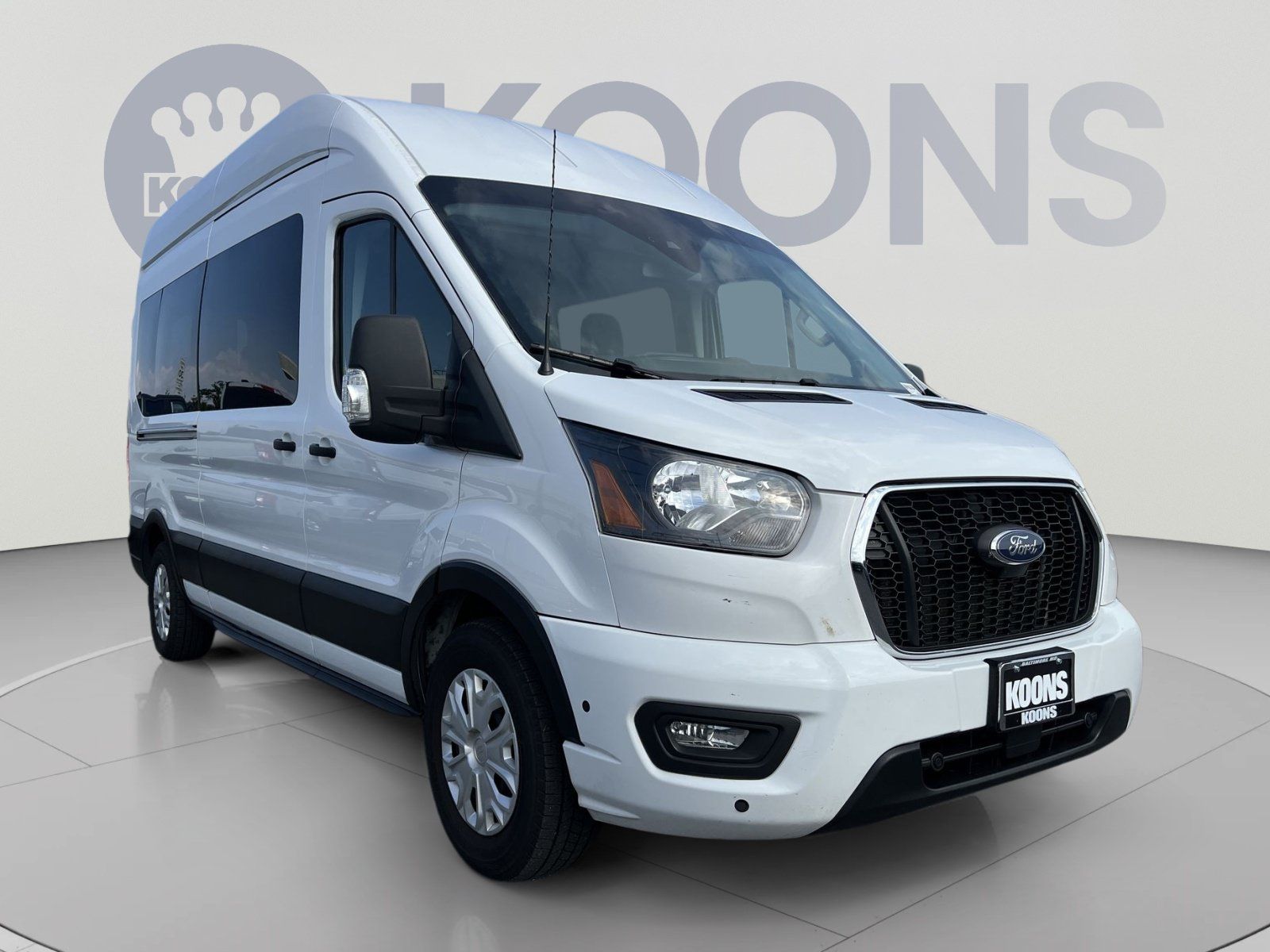 Used 2024 Ford Transit 350 XLT RWD image 10