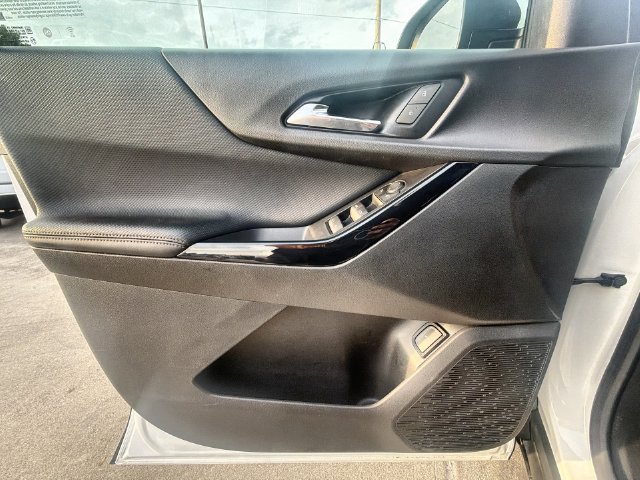 Certified 2025 Chevrolet Equinox LT w/ Convenience Package II FWD image 21