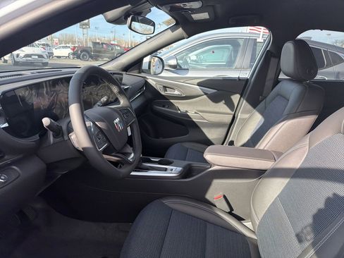 New 2026 Buick Envista Preferred w/ Convenience I Package FWD image 8