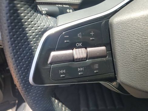 Certified 2024 Nissan Ariya AWD image 18