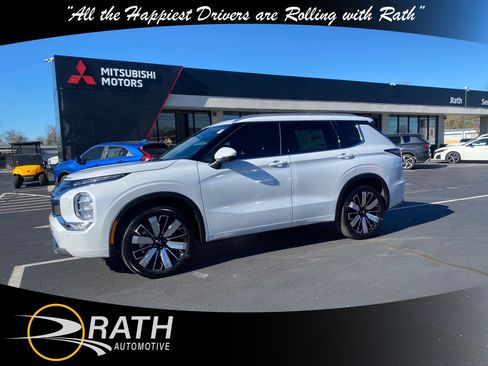 New 2025 Mitsubishi Outlander SEL image 6