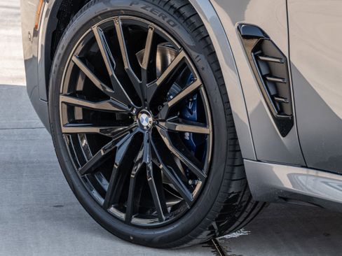 New 2026 BMW X5 M60i image 33