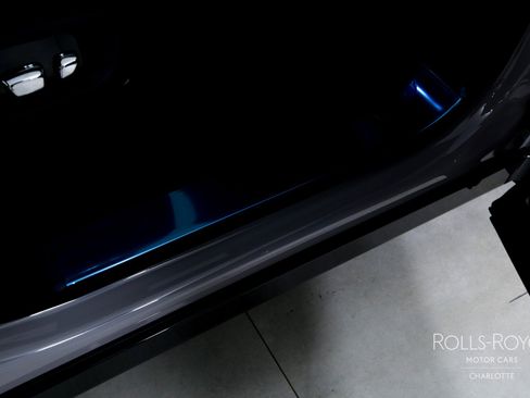 New 2026 Rolls-Royce Cullinan image 37