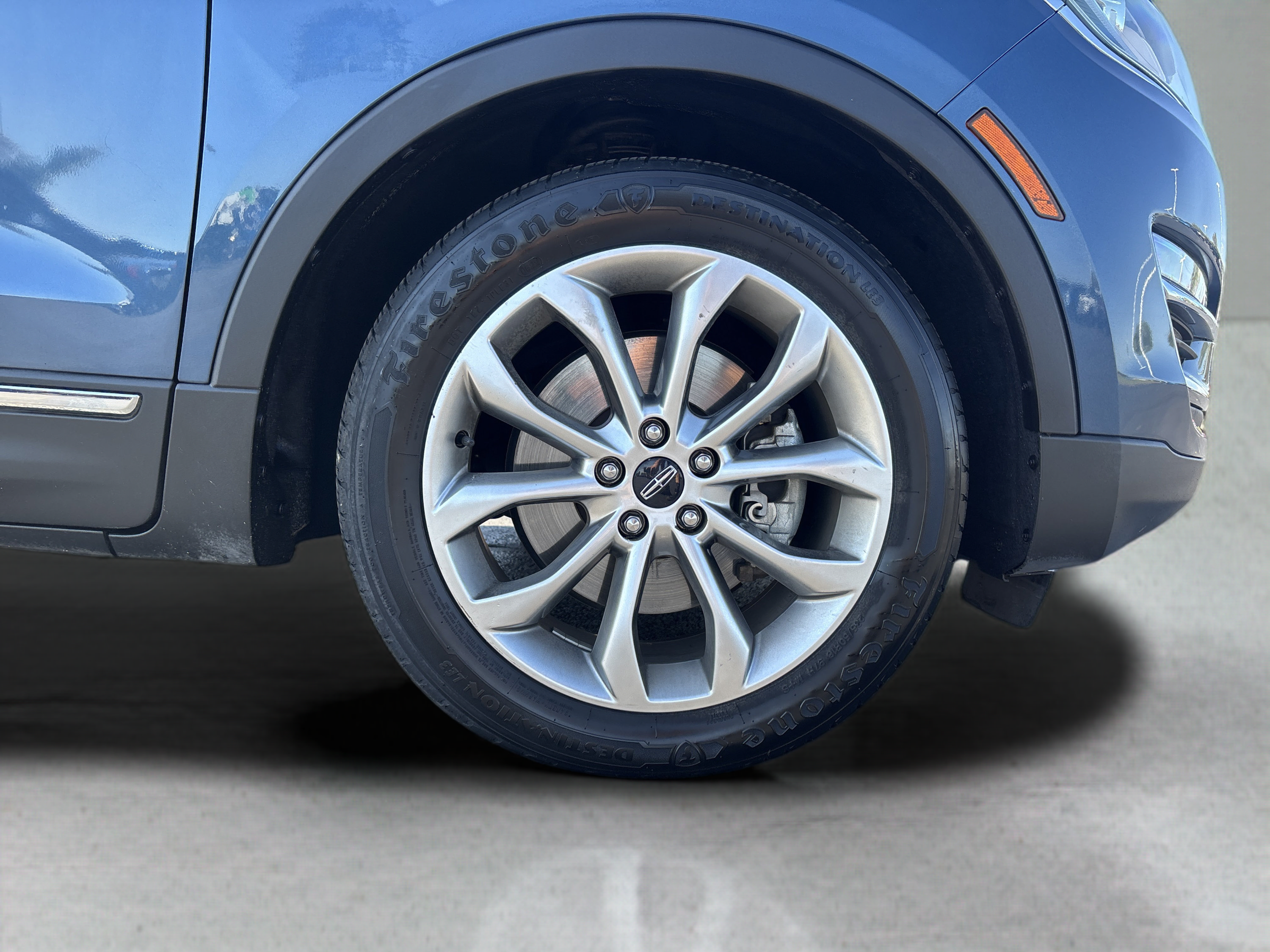 Used 2018 Lincoln MKC Select w/ Select Plus Package FWD image 28