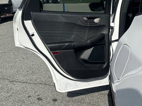 Certified 2025 Ford Escape Active FWD image 23