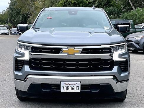 Used 2023 Chevrolet Silverado 1500 LT RWD image 2