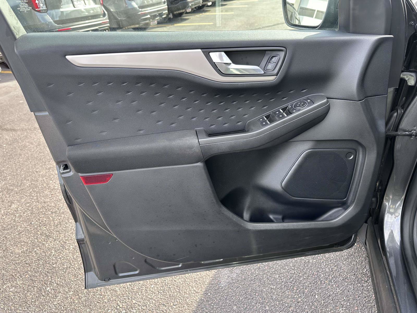 Used 2020 Ford Escape SE AWD/4WD image 9