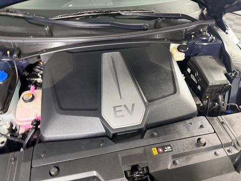Used 2024 Kia EV6 Light RWD image 34