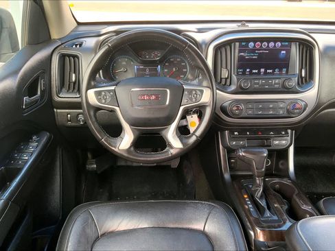 Used 2018 GMC Canyon SLT w/ Driver Alert Package image 6