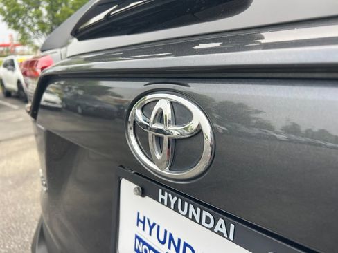 Used 2023 Toyota RAV4 LE AWD/4WD image 13