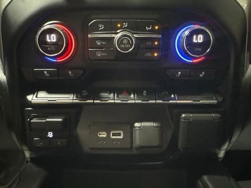 Used 2021 Chevrolet Silverado 1500 LT Trail Boss w/ Convenience Package II AWD/4WD image 14