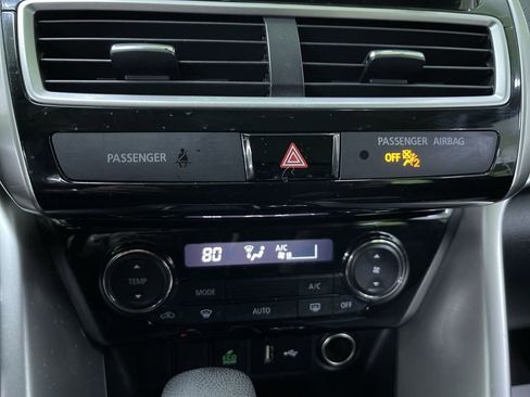 Used 2019 Mitsubishi Eclipse Cross ES image 22