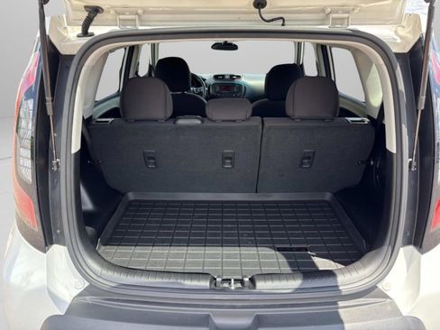 Used 2016 Kia Soul FWD image 9